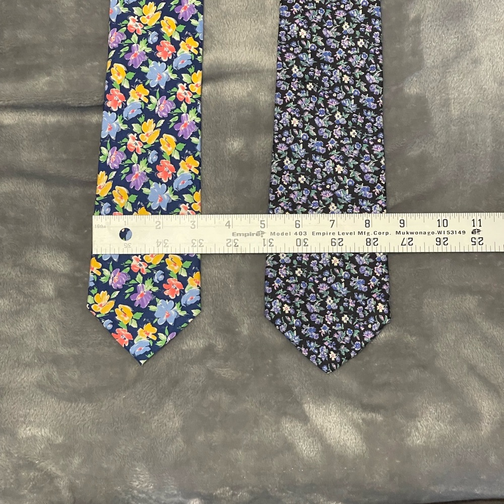 Floral Patterned Ties Set - Picture 3 of 5